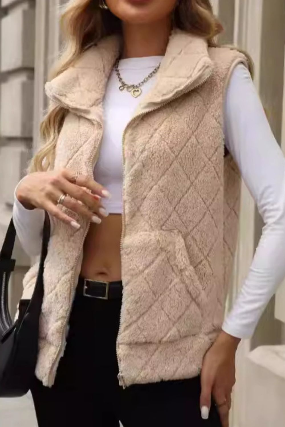 3e2593f9-b0e2-40e7-aad3-1a13cb51ec41-Max