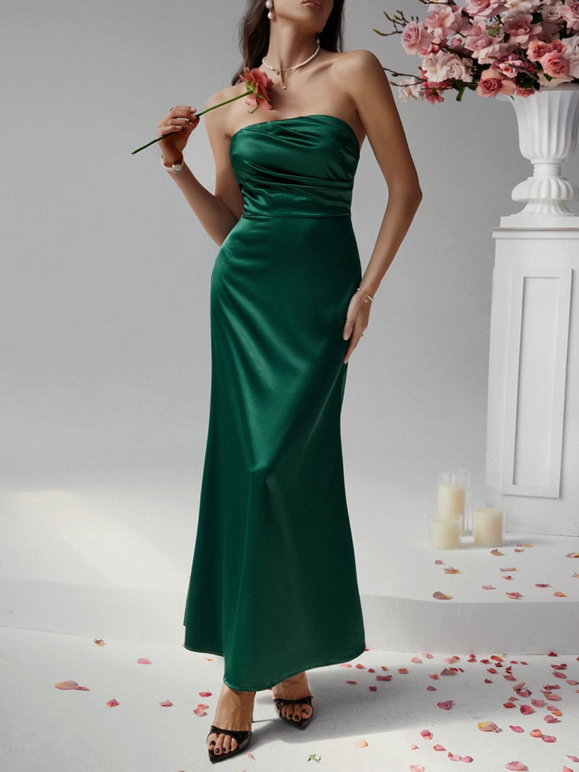 Strapless ruched tube maxi evening dress in formal style for women