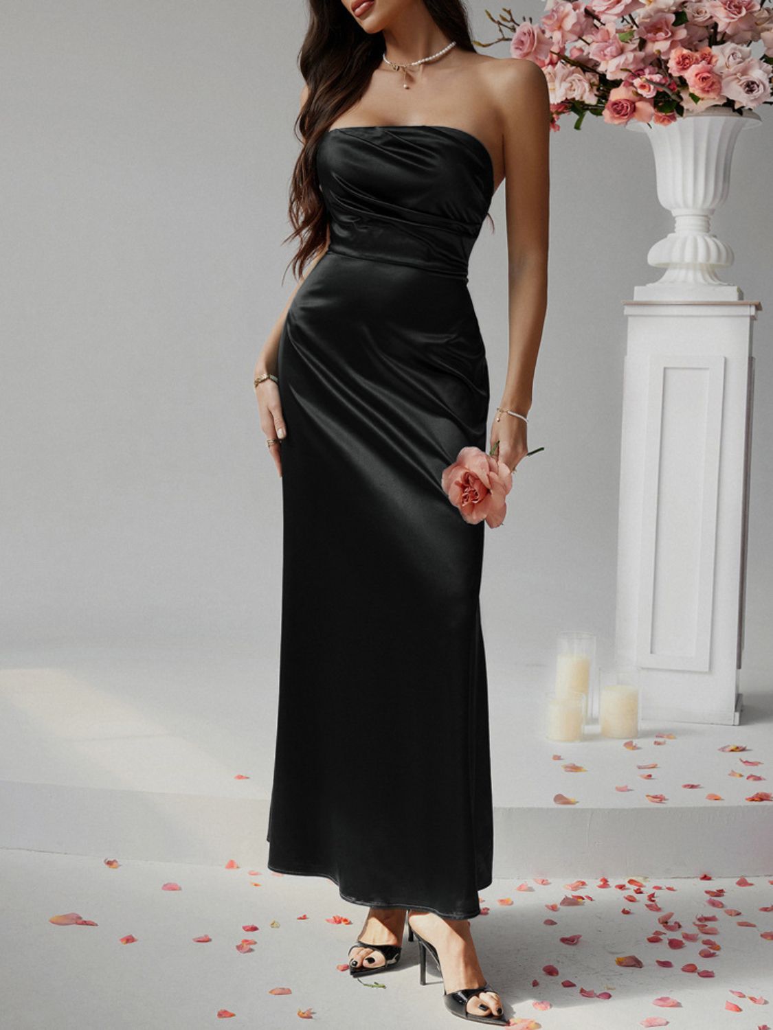 Strapless ruched tube maxi evening dress in formal style for women