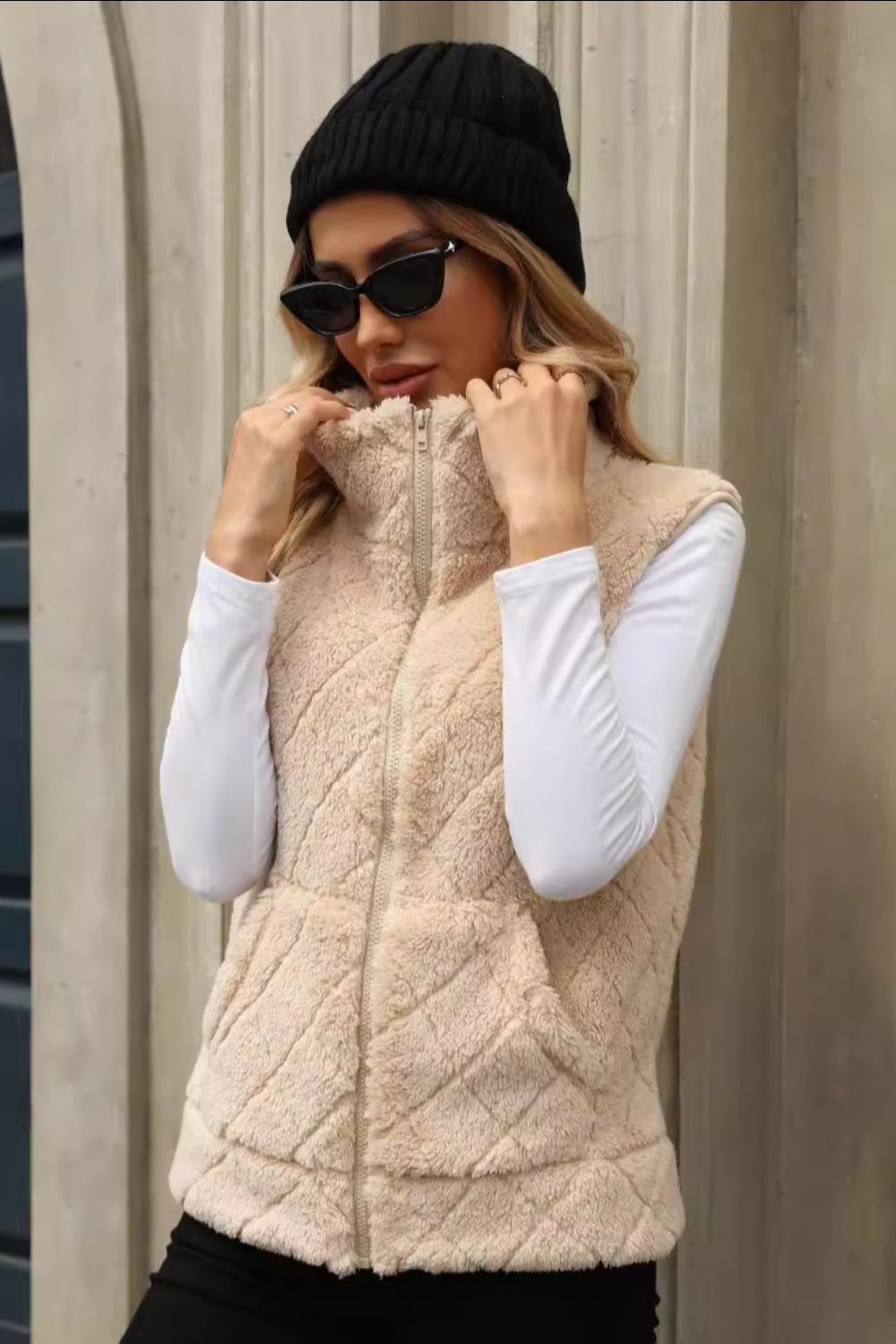 8a2af6f3-827f-4ecf-af77-db27e2a86d1c-Max