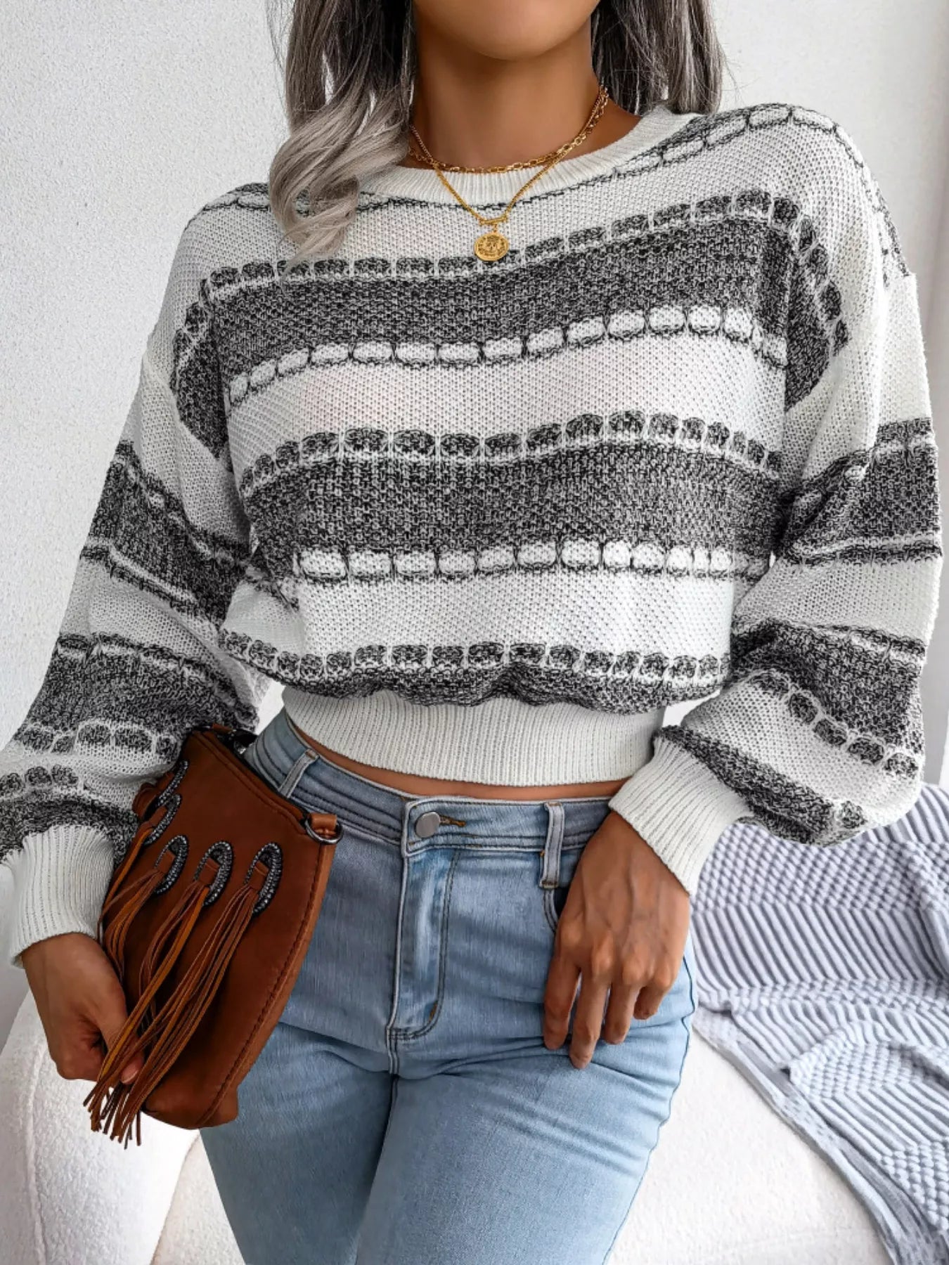 Women's Color Block Round Neck Cropped Sweater — women's cropped sweater Australia