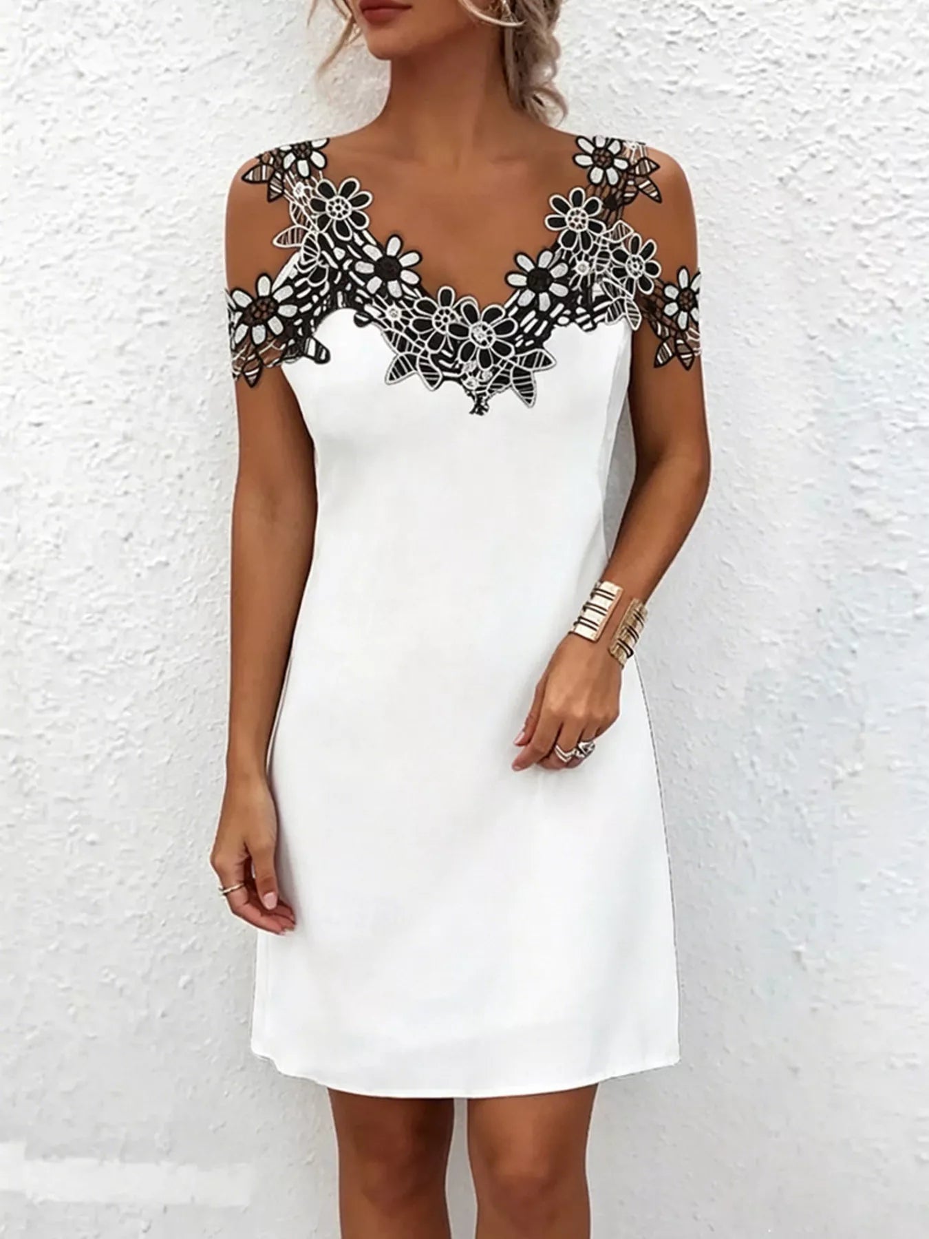Women's Lace Floral Trim Cold Shoulder Mini Dress — Chic and Unique AU