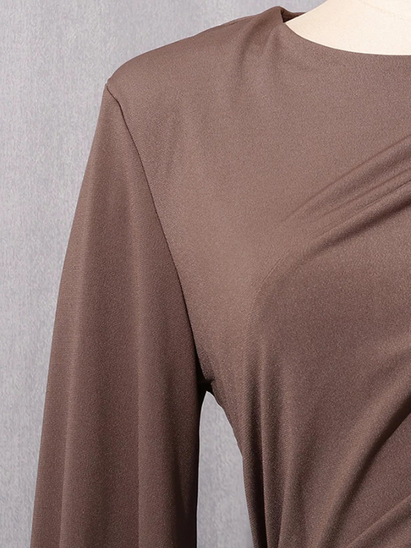 Women's Ruched Long-Sleeve Maxi Dress with Cutout Detail — Chic and Unique AU