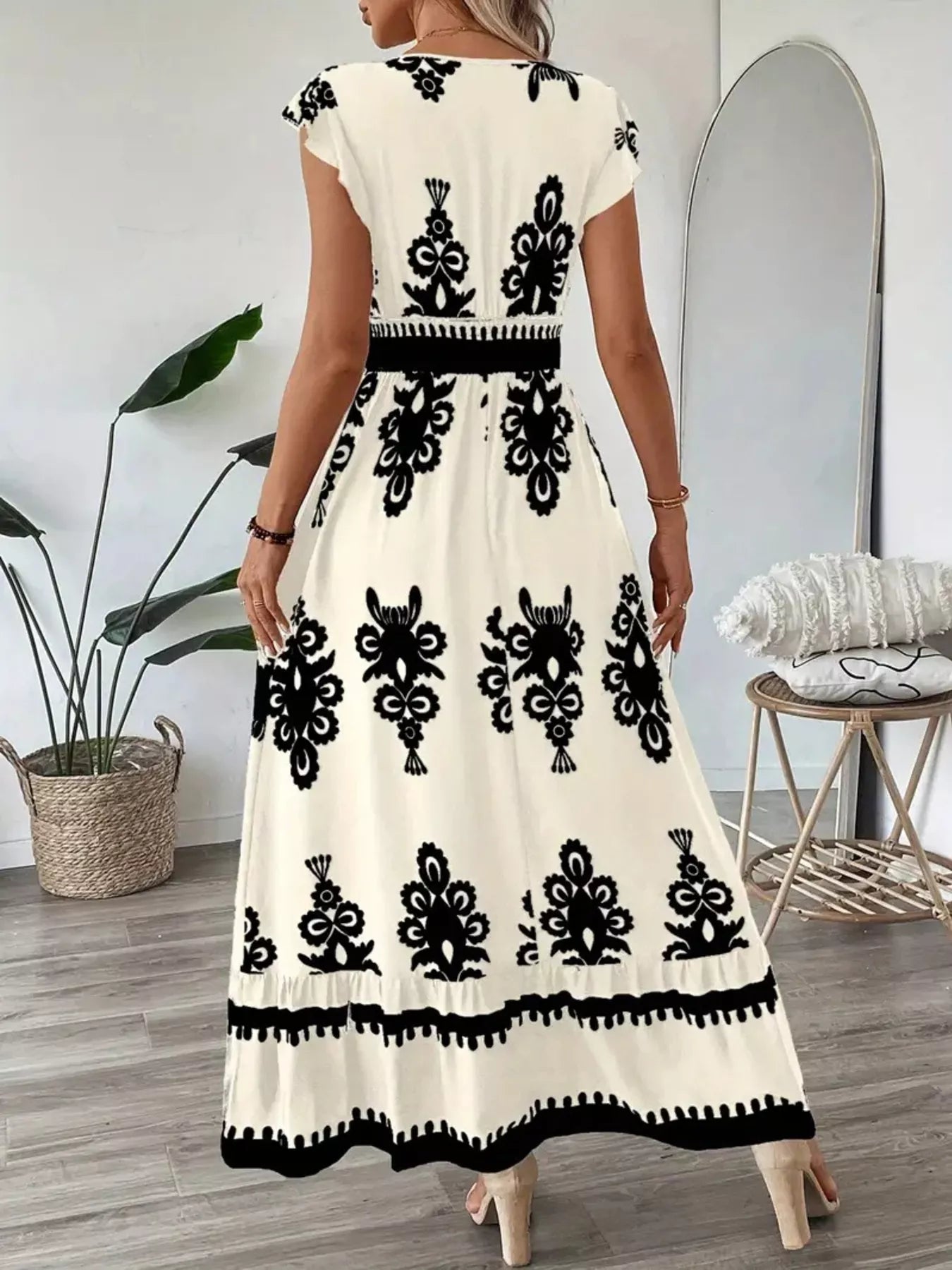 Women's Ruffled Printed V-Neck Maxi Dress — Chic and Unique AU