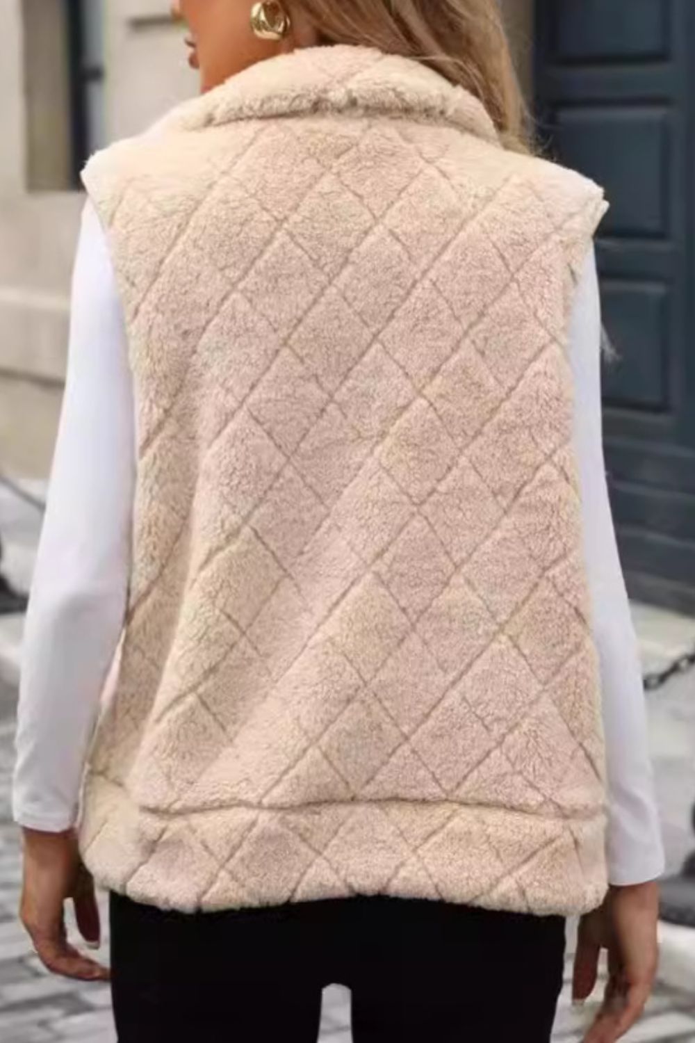 2eac3920-08f8-4b5a-b6c8-189dea31579c-Max