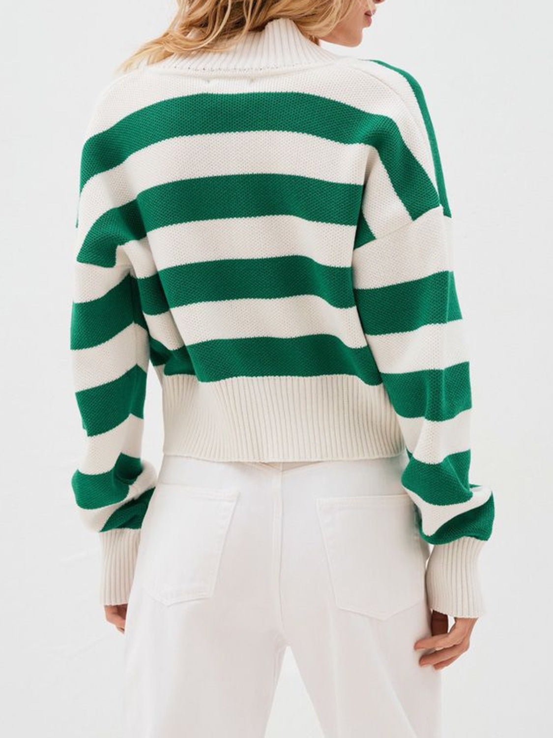 4dbed6fb-6ada-4cb9-80dd-2c4f287ba479-Max