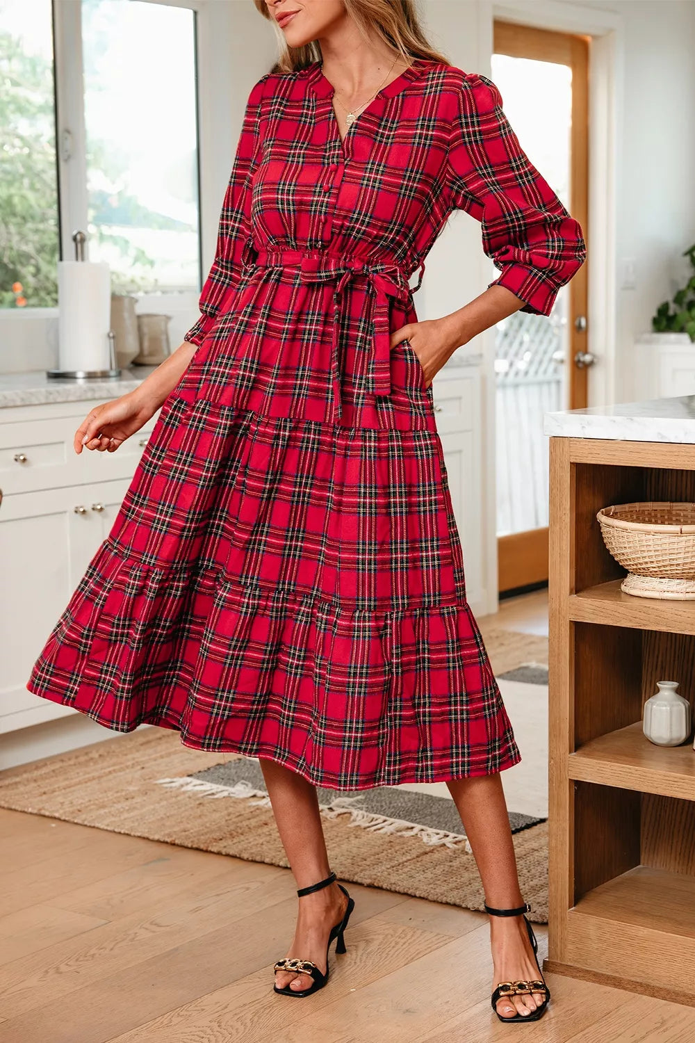 Women's Christmas Plaid V-Neck Midi Dress — Chic and Unique AU