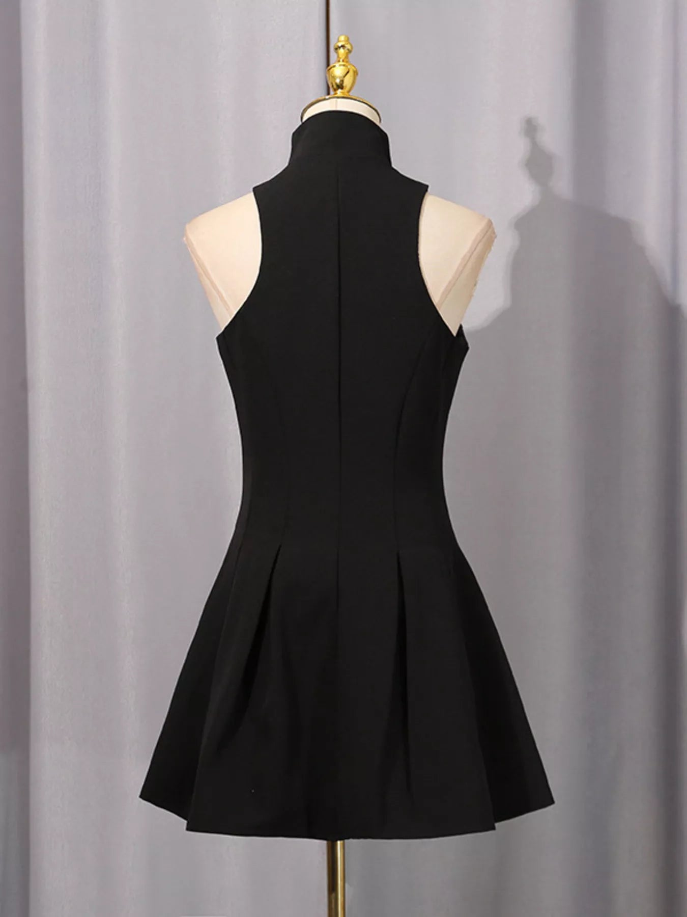 Women's Zip Up Sleeveless Mini Dress — Chic and Unique AU