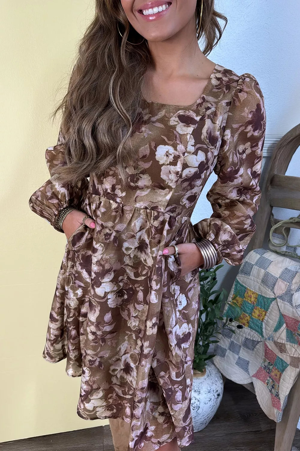 Women's Abstract Floral Square Neck Long Sleeve Mini Shift Dress — Chic and Unique AU