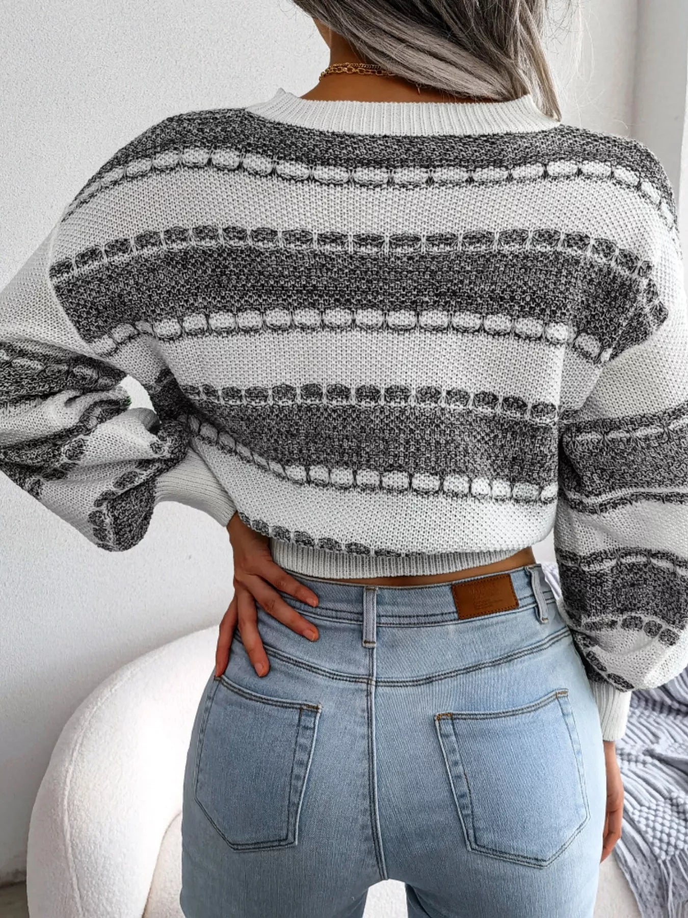 Women's Color Block Round Neck Cropped Sweater — women's cropped sweater Australia