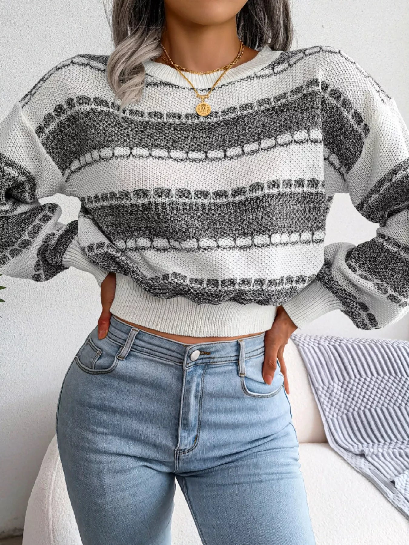 Women's Color Block Round Neck Cropped Sweater — women's cropped sweater Australia