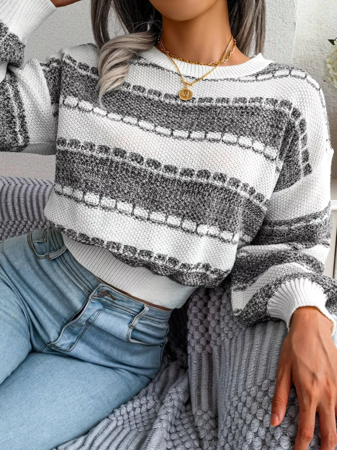 Women's Color Block Round Neck Cropped Sweater — women's cropped sweater Australia